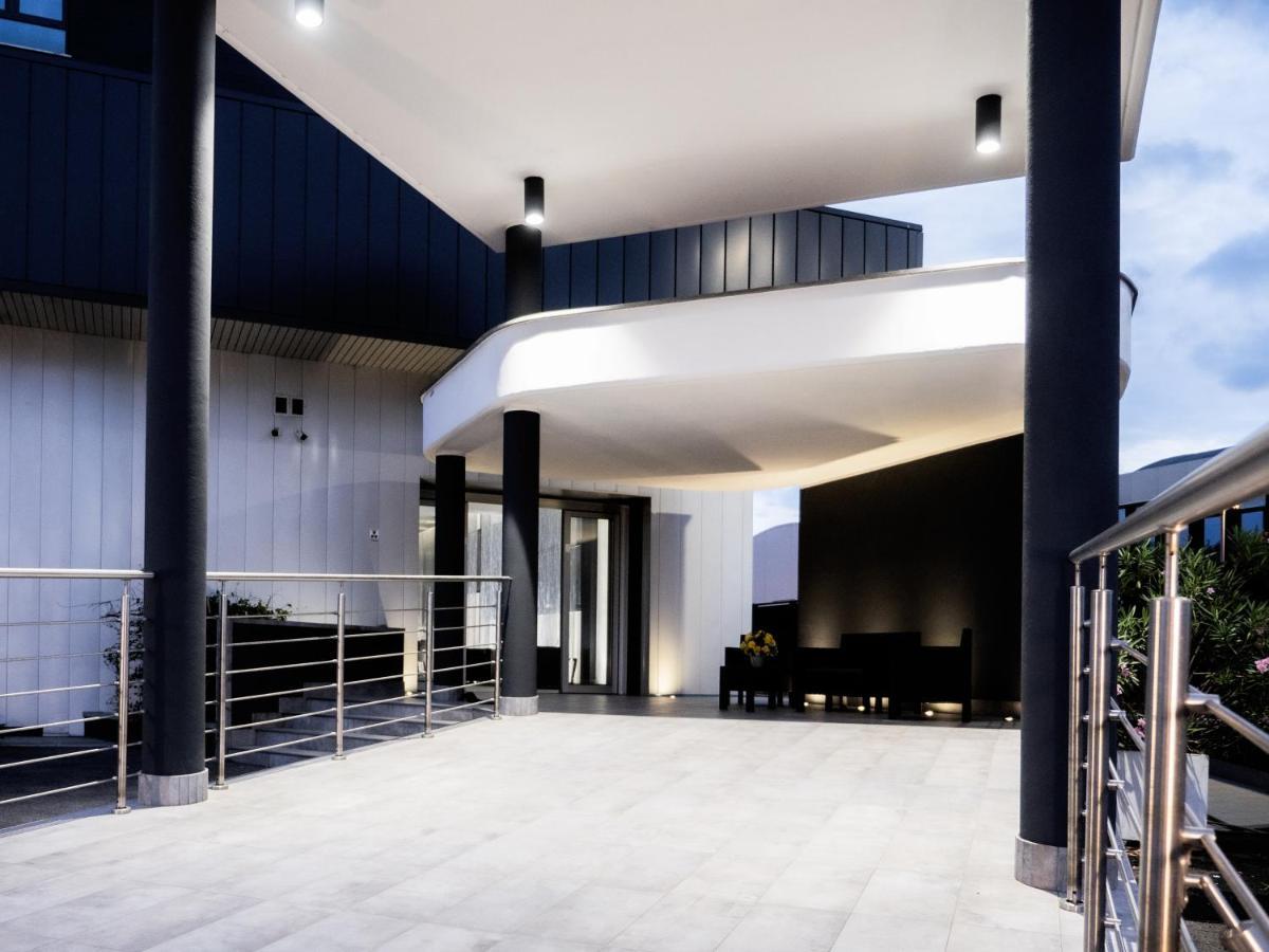 Loto Business Hotel Рим Экстерьер фото