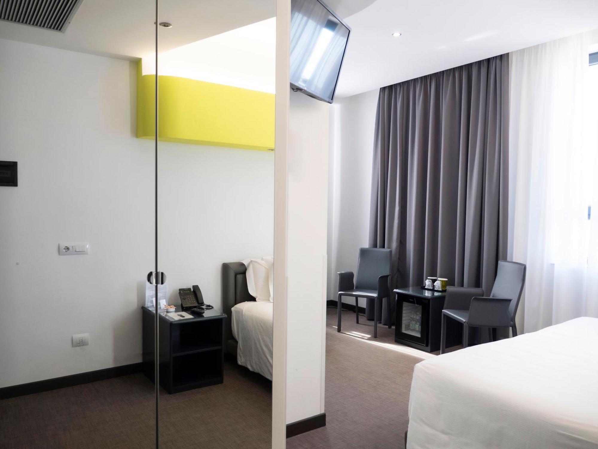 Loto Business Hotel Рим Экстерьер фото