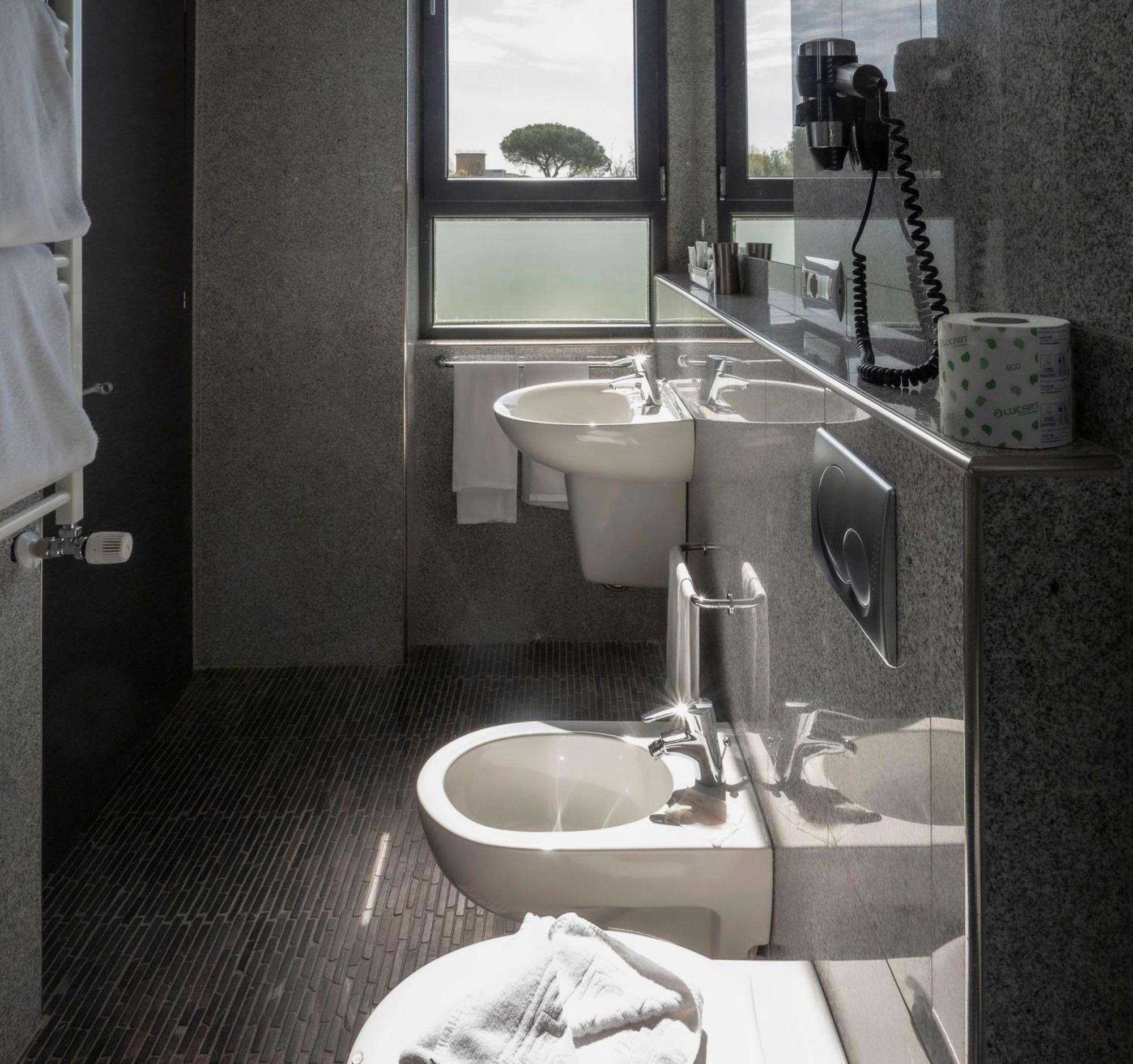 Loto Business Hotel Рим Экстерьер фото